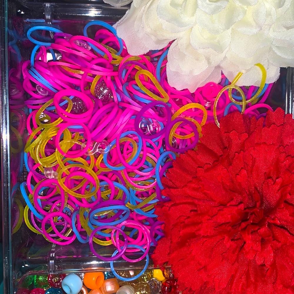 CUSTOMIZE A BRACELET 🌸 🌺 🌹